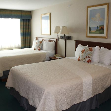 Baraga Lakeside Inn 외부 사진
